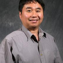 Daniel Maeng Headshot